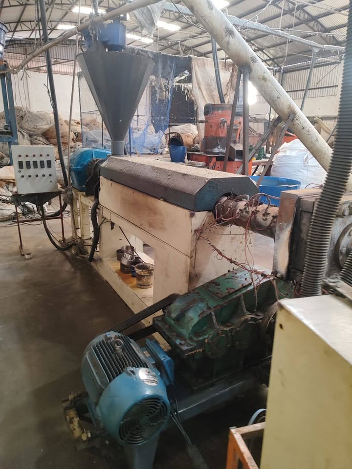 Extrusora com Cascata