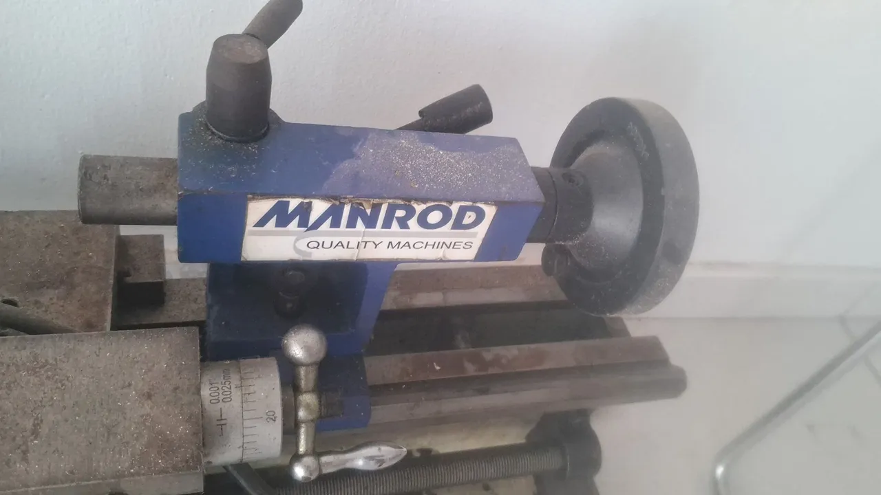 Imagem do produto Torno novo, usado poucas horas